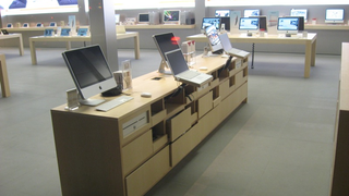 First Look Inside the New Gigantastic NYC Apple Store